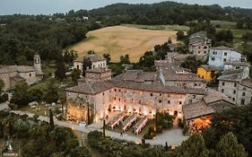 Il Castello Di Tassara